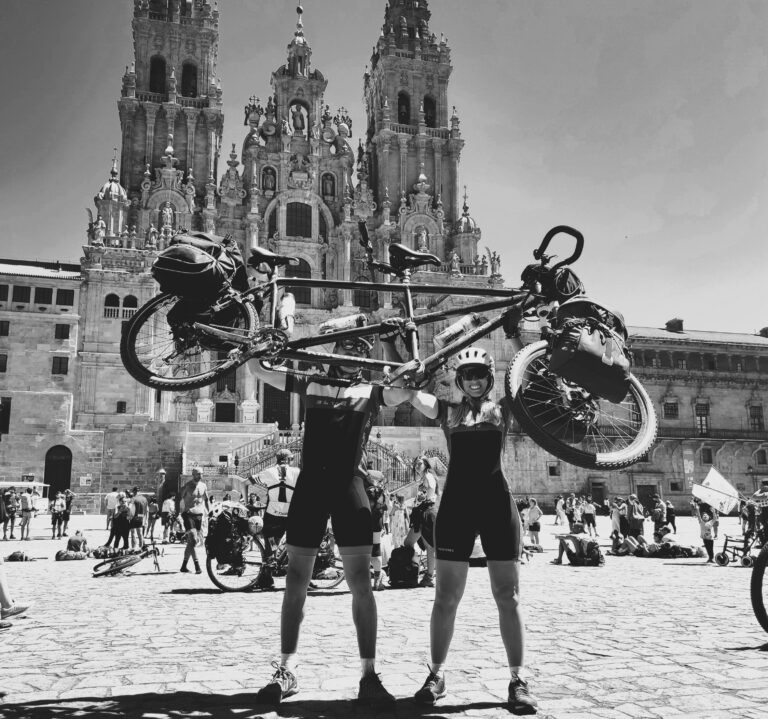 La Gran Aventura del Camino de Santiago en Tándem: De Esparreguera a Fisterra (1226 km)